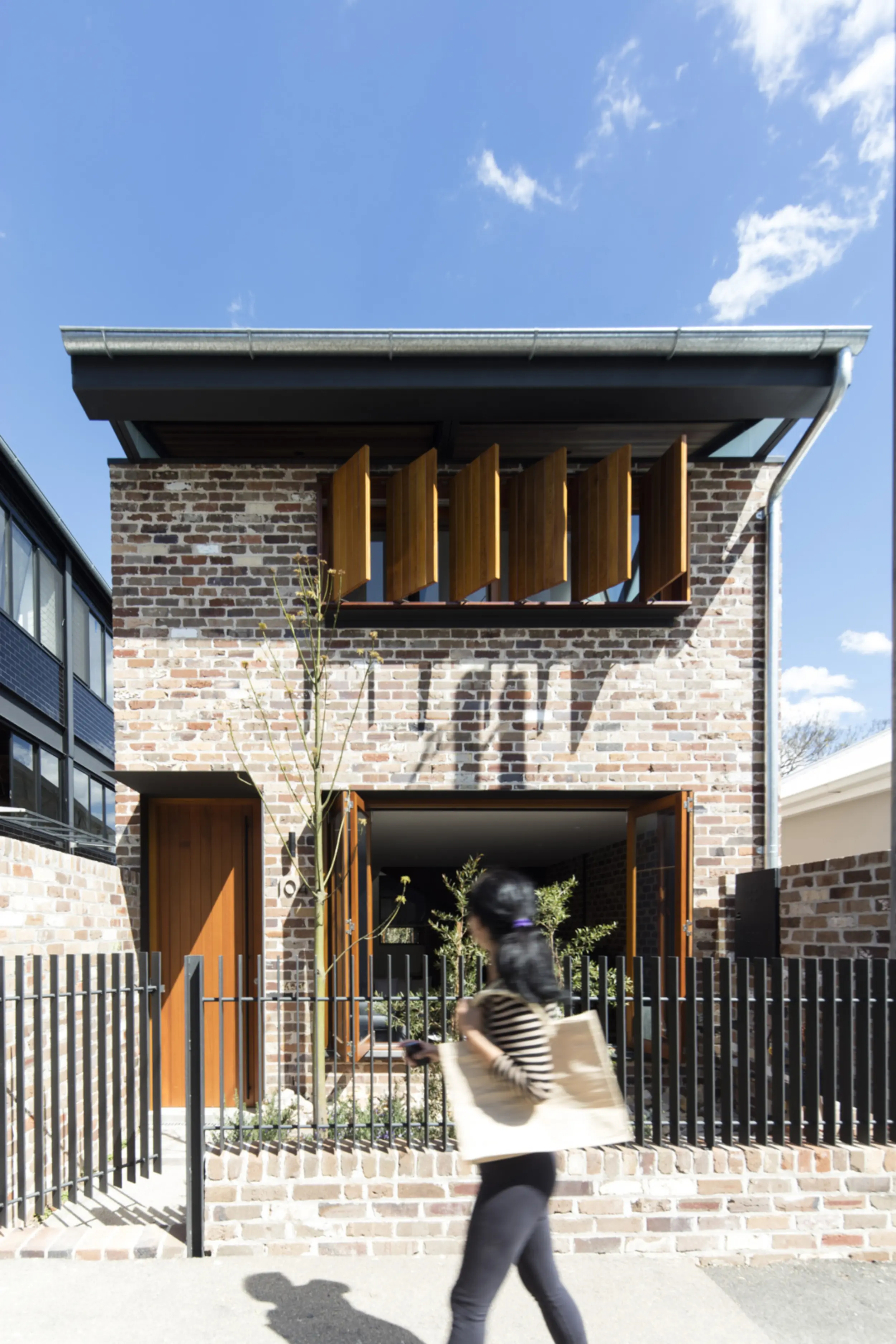Truss House thumbnail 1